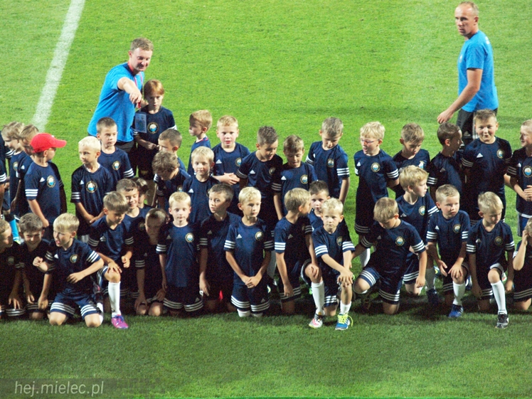 2 liga: FKS STAL MIELEC - KP Błękitni Stargard Szczeciński