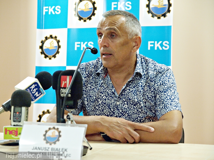 2 liga: FKS STAL MIELEC - KP Błękitni Stargard Szczeciński