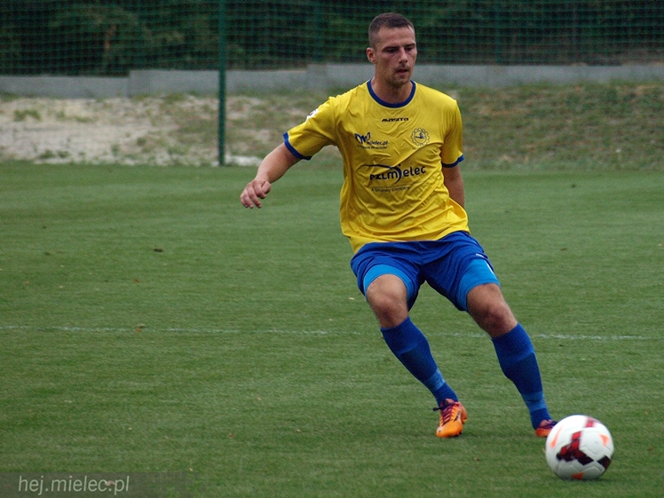 Sparing  POLSKA U-18 ? FKS STAL MIELEC 4:0