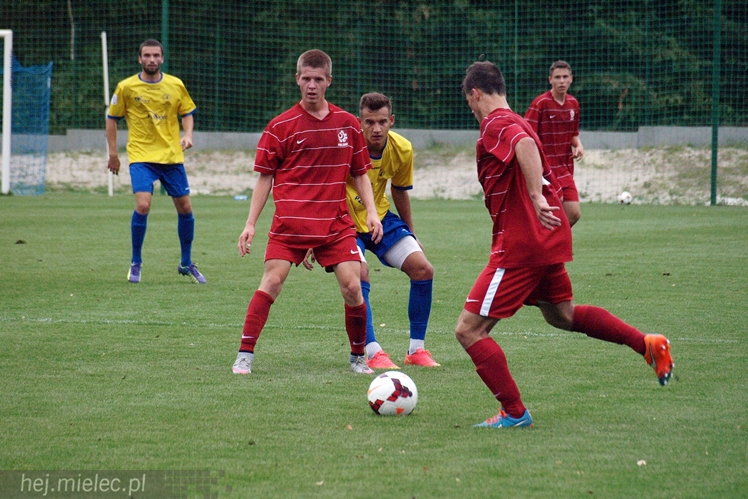 Sparing  POLSKA U-18 ? FKS STAL MIELEC 4:0