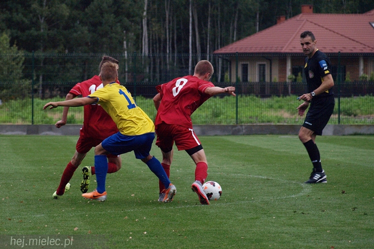 Sparing  POLSKA U-18 ? FKS STAL MIELEC 4:0