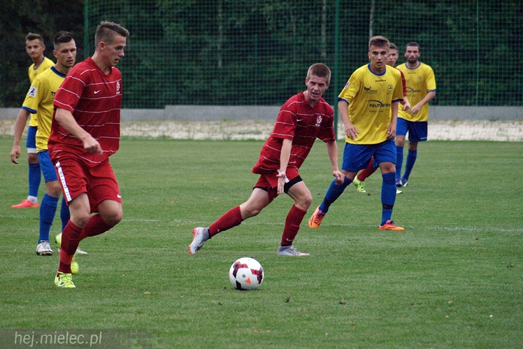 Sparing  POLSKA U-18 ? FKS STAL MIELEC 4:0