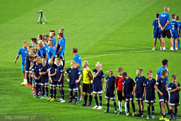 Prezentacja najmłodszych zawodników FKS Stali Mielec