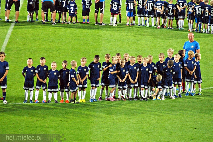 Prezentacja najmłodszych zawodników FKS Stali Mielec