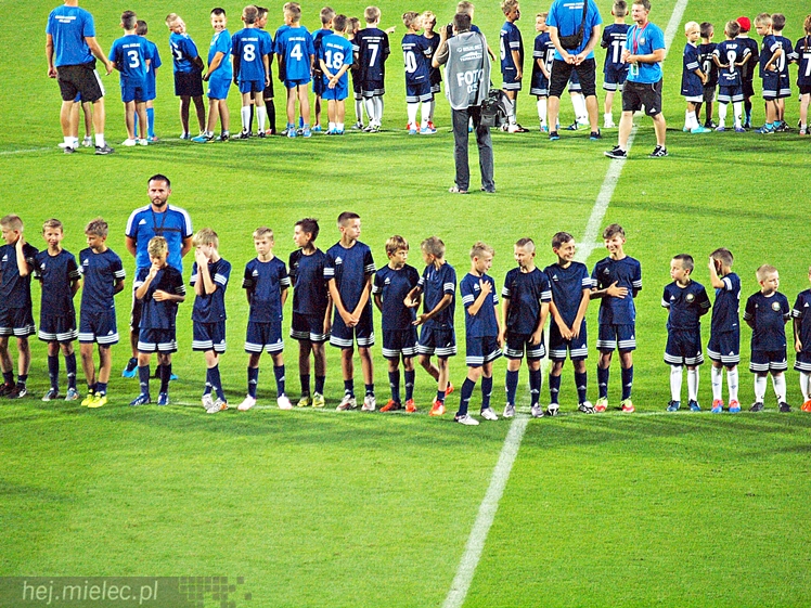Prezentacja najmłodszych zawodników FKS Stali Mielec