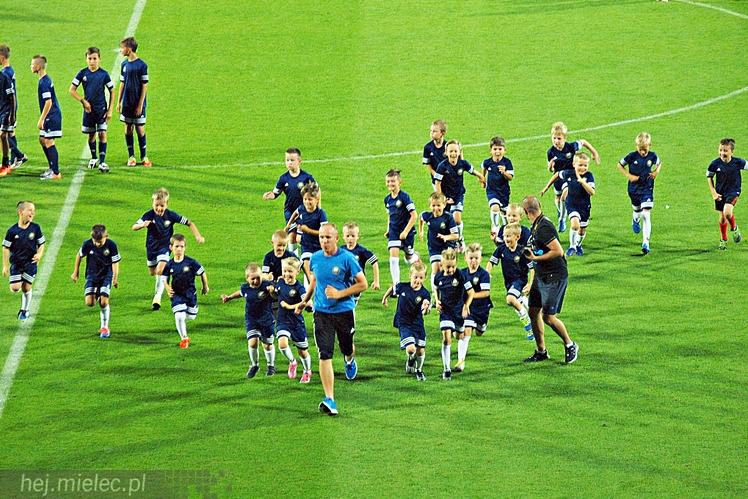 Prezentacja najmłodszych zawodników FKS Stali Mielec