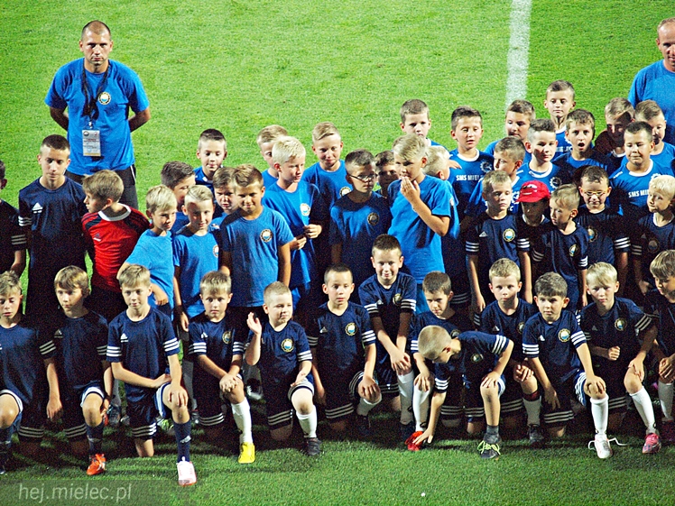 Prezentacja najmłodszych zawodników FKS Stali Mielec