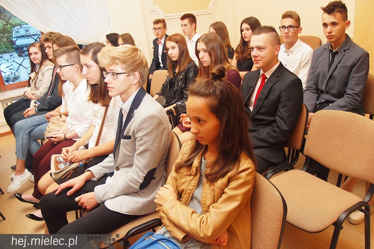 Młodzi Liderzy powołali fundację