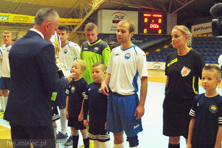 Olbrzymie emocje na inaugurację 1 ligi futsalu