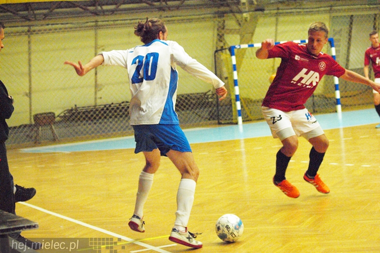 Olbrzymie emocje na inaugurację 1 ligi futsalu