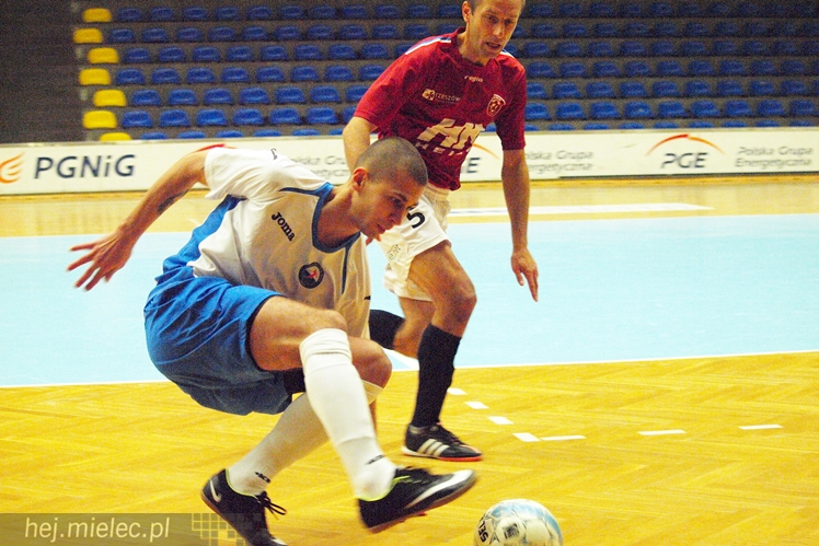 Olbrzymie emocje na inaugurację 1 ligi futsalu