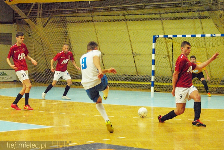 Olbrzymie emocje na inaugurację 1 ligi futsalu