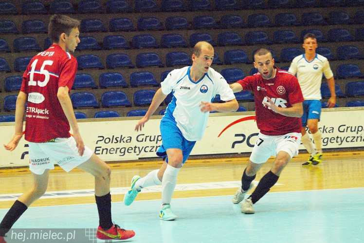 Olbrzymie emocje na inaugurację 1 ligi futsalu