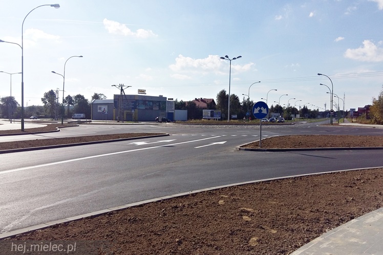 Zakończyła się budowa ronda na Alei Kwiatkowskiego