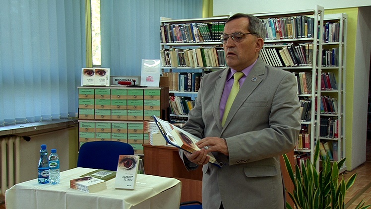 Promocja książki ?Alfabet szyfru? Damiana Tomeckiego