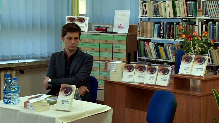 Promocja książki ?Alfabet szyfru? Damiana Tomeckiego