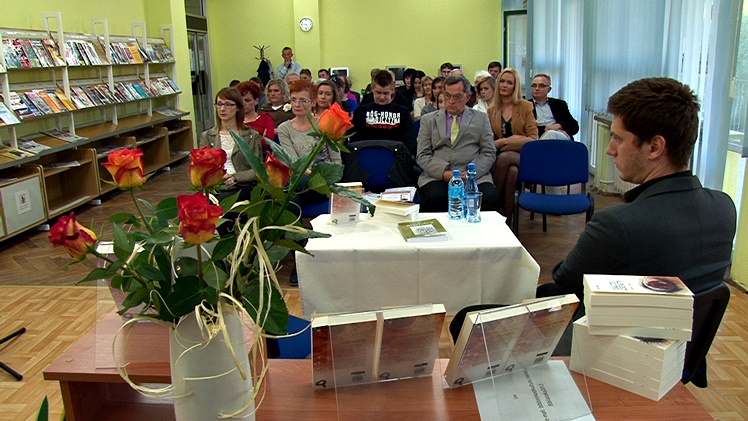 Promocja książki ?Alfabet szyfru? Damiana Tomeckiego