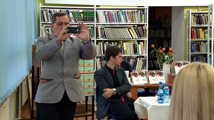 Promocja książki ?Alfabet szyfru? Damiana Tomeckiego