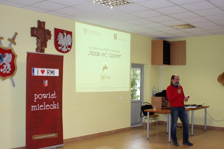 ?Trzeba być czujnym? - konferencja przeciw wykluczeniu osób z upośledzeniem