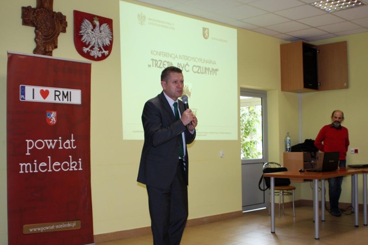 ?Trzeba być czujnym? - konferencja przeciw wykluczeniu osób z upośledzeniem