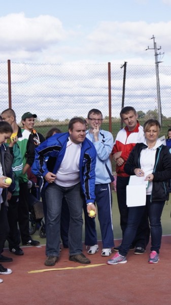 Podopieczni Środowiskowego Domu Samopomocy na Spartakiadzie w Cieszanowie