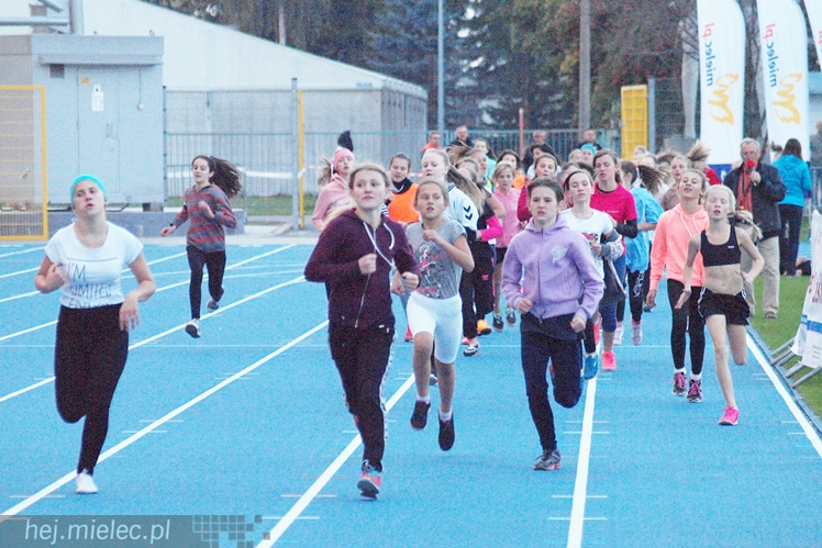 Takiej imprezy w Mielcu jeszcze nie było! Mielec tłumnie biegał!