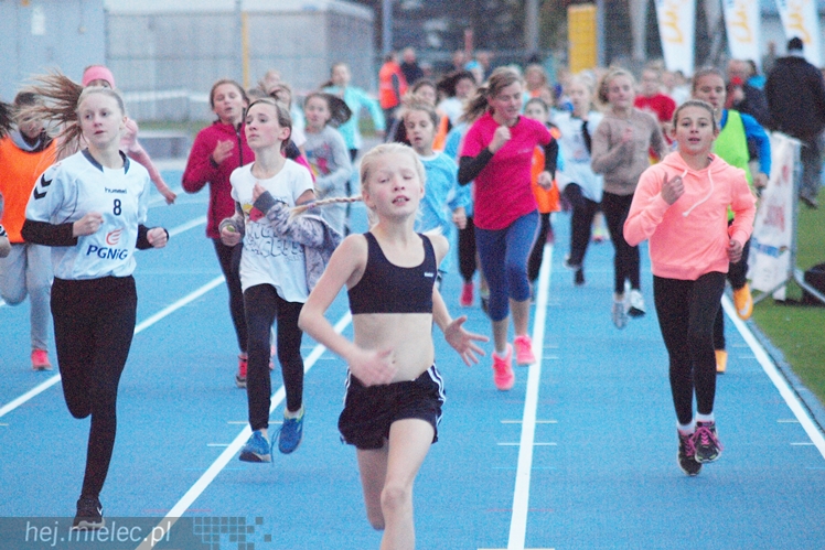 Takiej imprezy w Mielcu jeszcze nie było! Mielec tłumnie biegał!