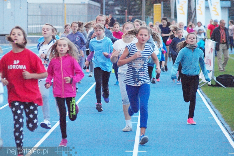 Takiej imprezy w Mielcu jeszcze nie było! Mielec tłumnie biegał!