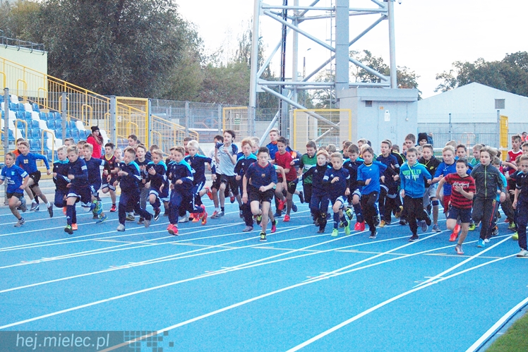 Takiej imprezy w Mielcu jeszcze nie było! Mielec tłumnie biegał!