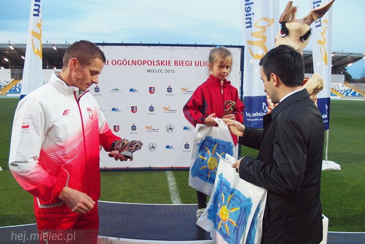 Takiej imprezy w Mielcu jeszcze nie było! Mielec tłumnie biegał!