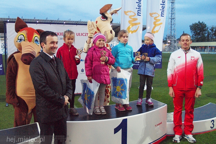 Takiej imprezy w Mielcu jeszcze nie było! Mielec tłumnie biegał!