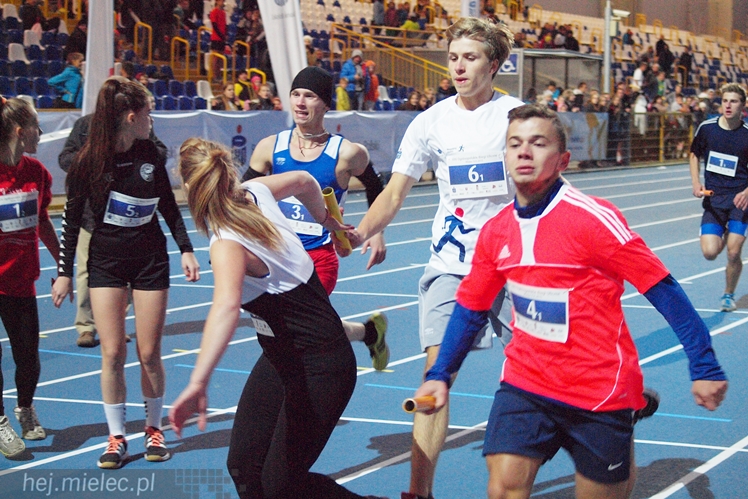 Takiej imprezy w Mielcu jeszcze nie było! Mielec tłumnie biegał!