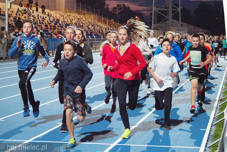 Takiej imprezy w Mielcu jeszcze nie było! Mielec tłumnie biegał!