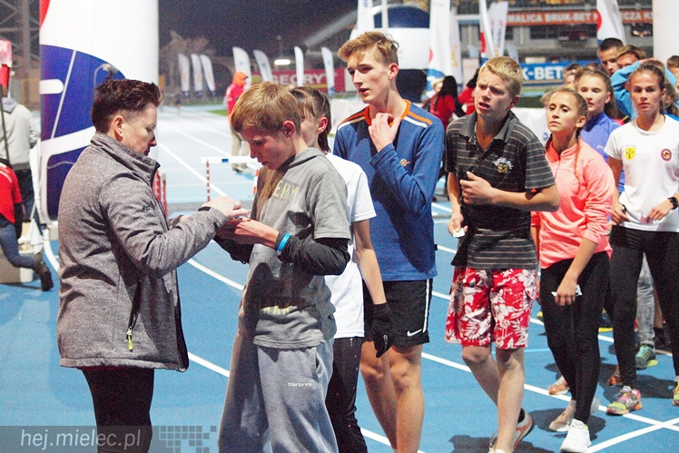 Takiej imprezy w Mielcu jeszcze nie było! Mielec tłumnie biegał!