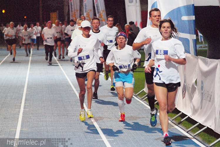Takiej imprezy w Mielcu jeszcze nie było! Mielec tłumnie biegał!