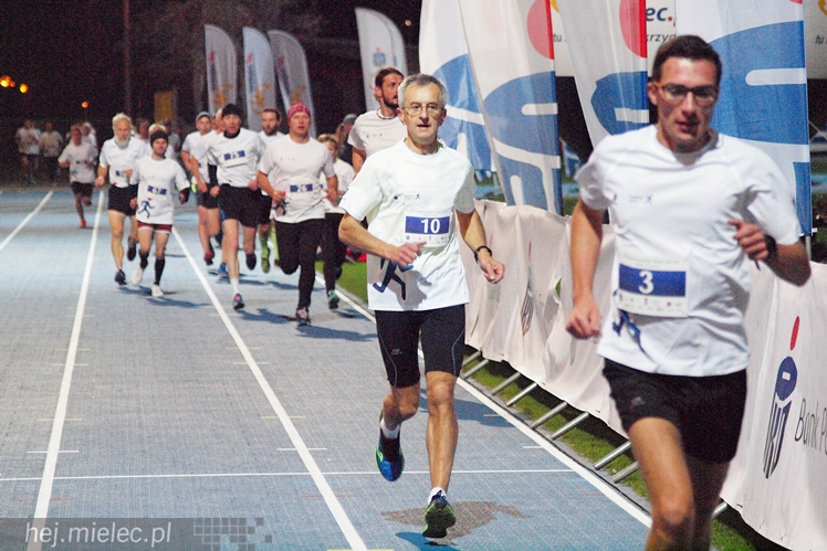 Takiej imprezy w Mielcu jeszcze nie było! Mielec tłumnie biegał!