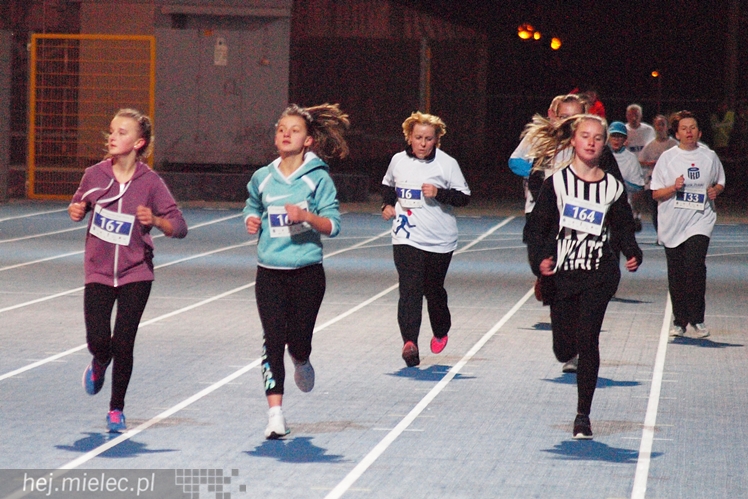 Takiej imprezy w Mielcu jeszcze nie było! Mielec tłumnie biegał!