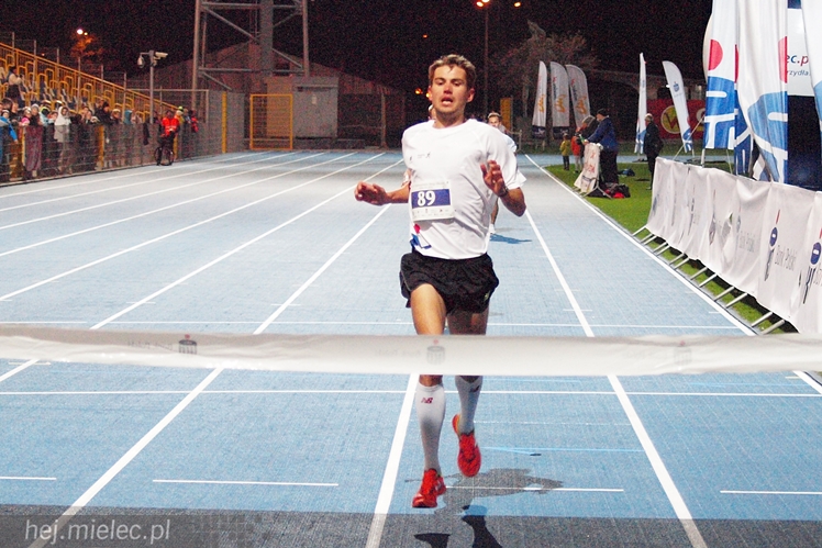 Takiej imprezy w Mielcu jeszcze nie było! Mielec tłumnie biegał!