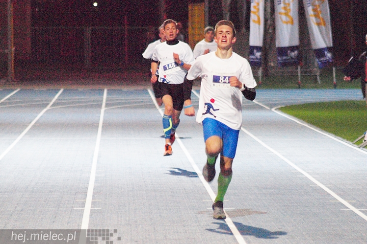 Takiej imprezy w Mielcu jeszcze nie było! Mielec tłumnie biegał!