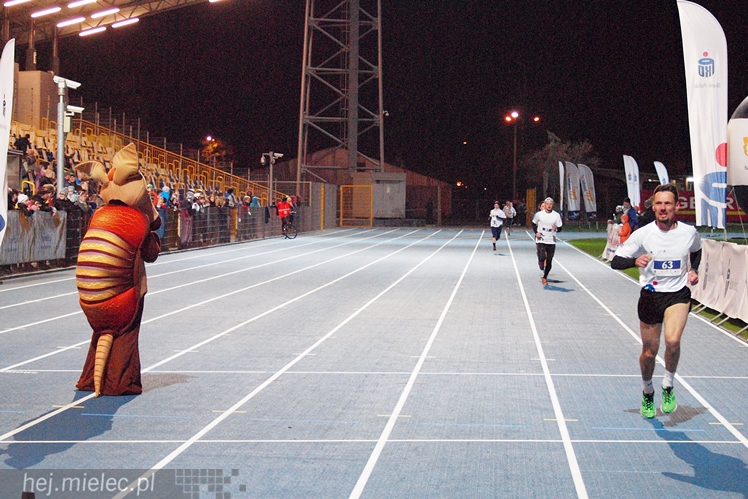 Takiej imprezy w Mielcu jeszcze nie było! Mielec tłumnie biegał!