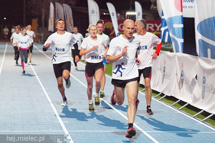 Takiej imprezy w Mielcu jeszcze nie było! Mielec tłumnie biegał!