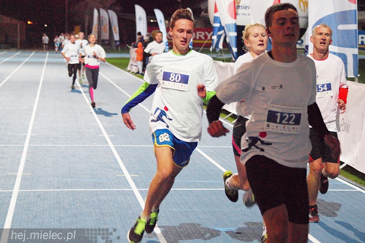 Takiej imprezy w Mielcu jeszcze nie było! Mielec tłumnie biegał!