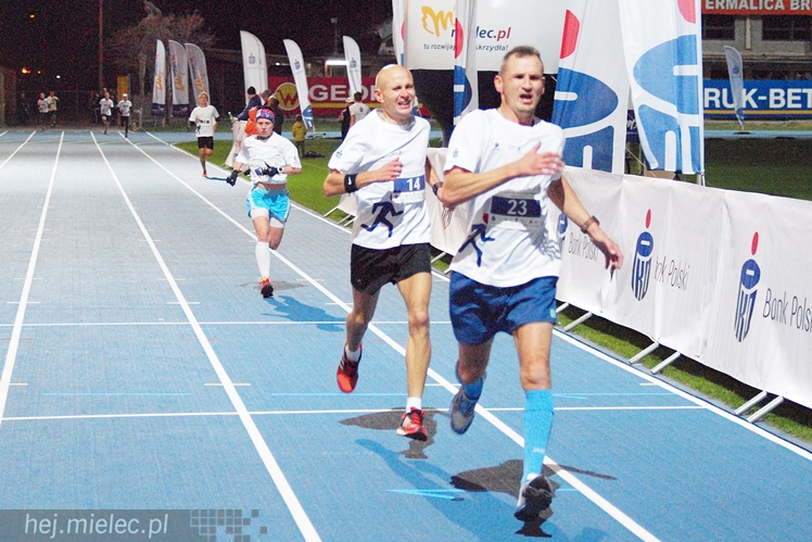 Takiej imprezy w Mielcu jeszcze nie było! Mielec tłumnie biegał!