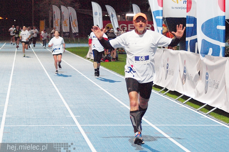 Takiej imprezy w Mielcu jeszcze nie było! Mielec tłumnie biegał!