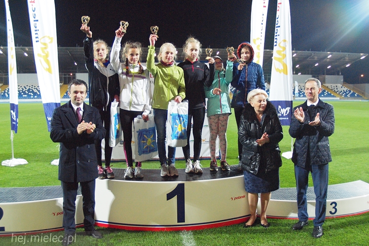 Takiej imprezy w Mielcu jeszcze nie było! Mielec tłumnie biegał!