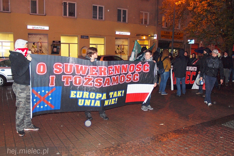 Mielczanie pikietowali przeciw uchodźcom