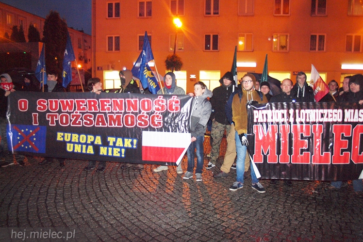 Mielczanie pikietowali przeciw uchodźcom