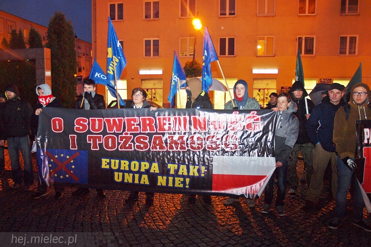 Mielczanie pikietowali przeciw uchodźcom