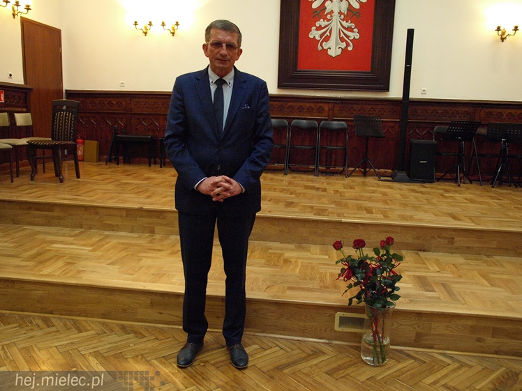 Uroczystość wręczenia nauczycielom nagród starosty powiatu mielckiego