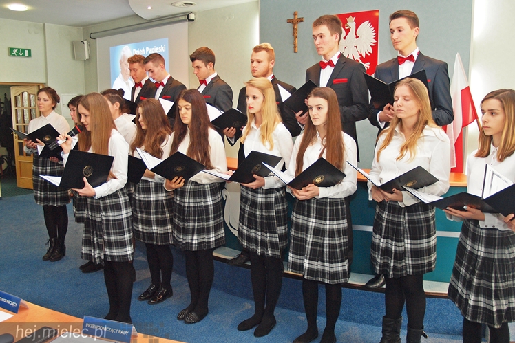 Radni Miejscy spotkali się na papieskiej sesji